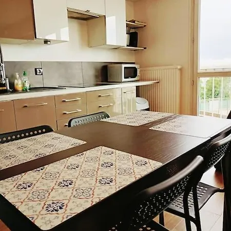 Grand Paris Apartment Le Bourget